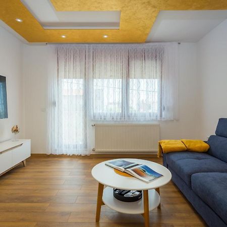 Lumalu Apartment Galizana Luaran gambar